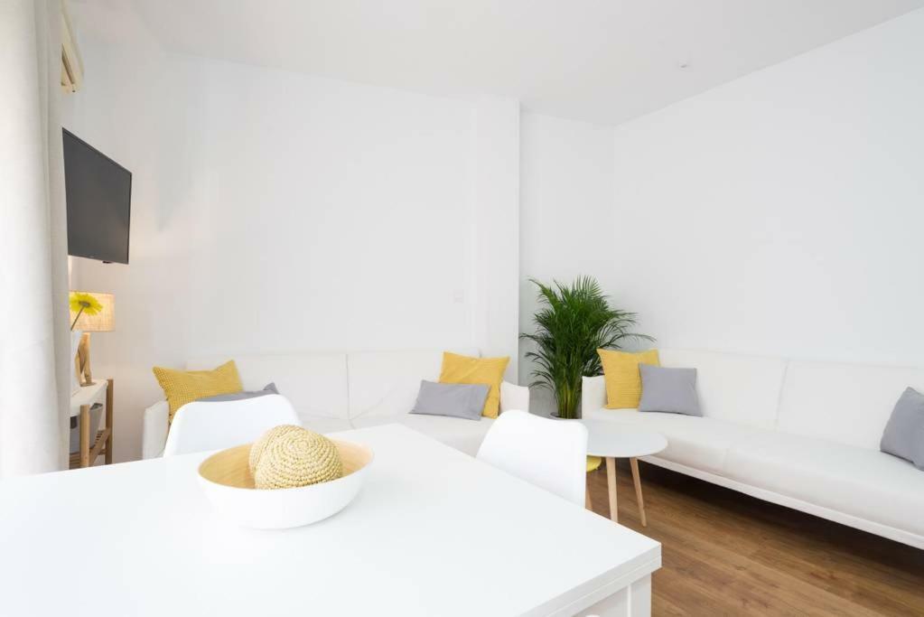 Lyrioshomes Malaga Cervantes المظهر الخارجي الصورة