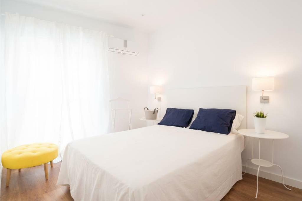 Lyrioshomes Malaga Cervantes المظهر الخارجي الصورة