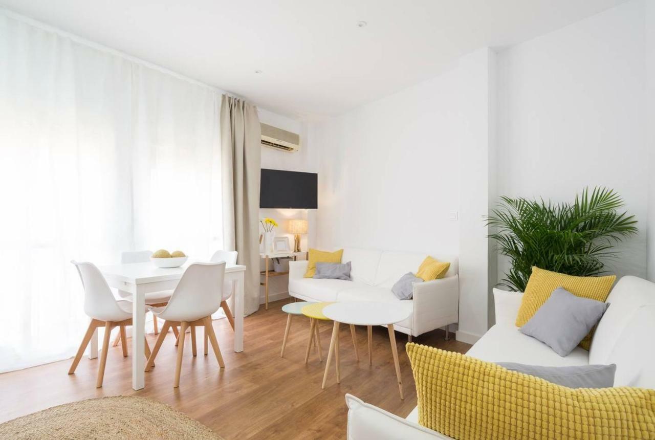 Lyrioshomes Malaga Cervantes المظهر الخارجي الصورة